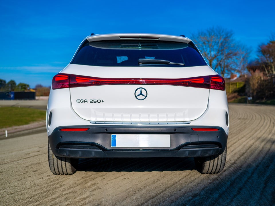 Mercedes EQA250+ AMG Line 5d