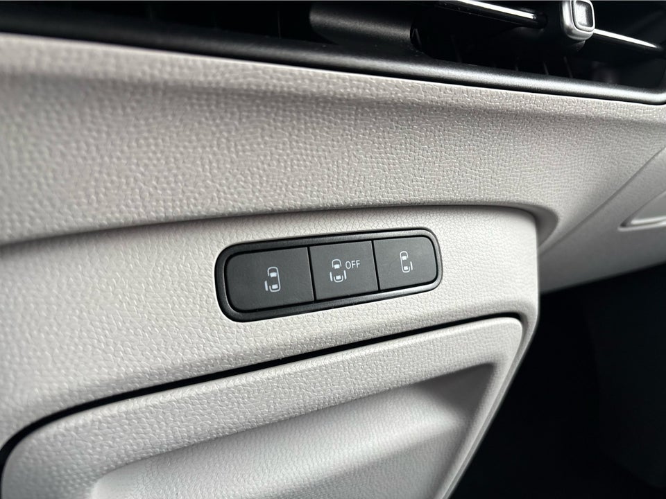 VW ID.Buzz 77 Life SWB 5d