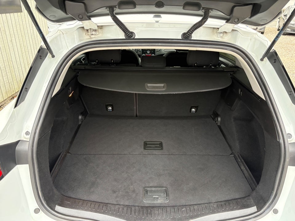 Renault Megane IV 1,2 TCe 100 Zen Sport Tourer 5d