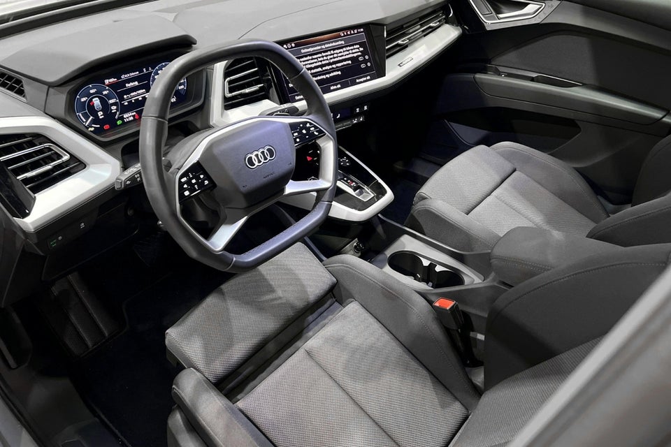 Audi Q4 e-tron 40 Progress 5d