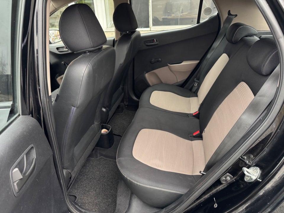 Hyundai i10 1,0 Move 5d