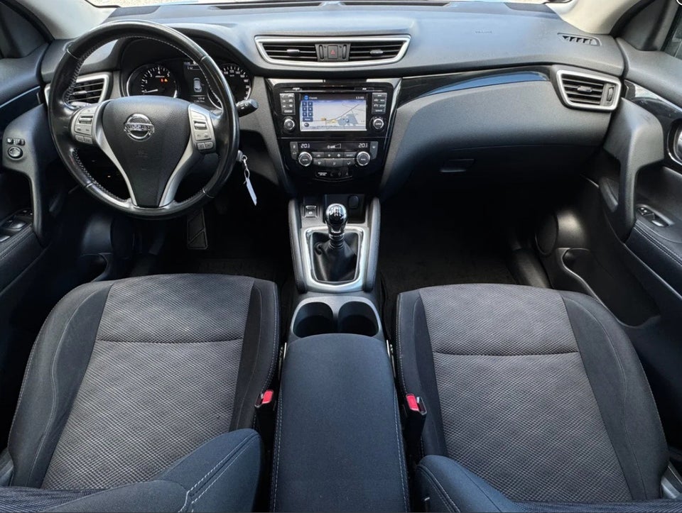 Nissan Qashqai 1,2 Dig-T 115 Acenta 5d