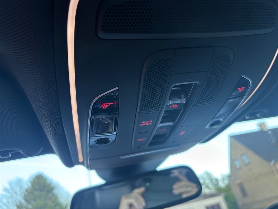 Audi A8 3,0 TDi 258 quattro Tiptr. lang 4d
