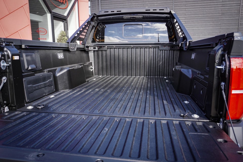 Toyota Tacoma 2,4 Hybrid Trailhunter aut. 4x4 4d