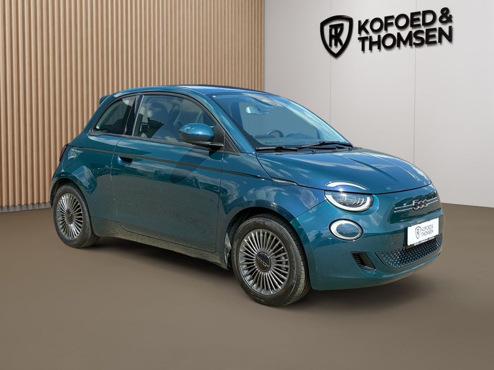 Fiat 500e 42 Icon 3d