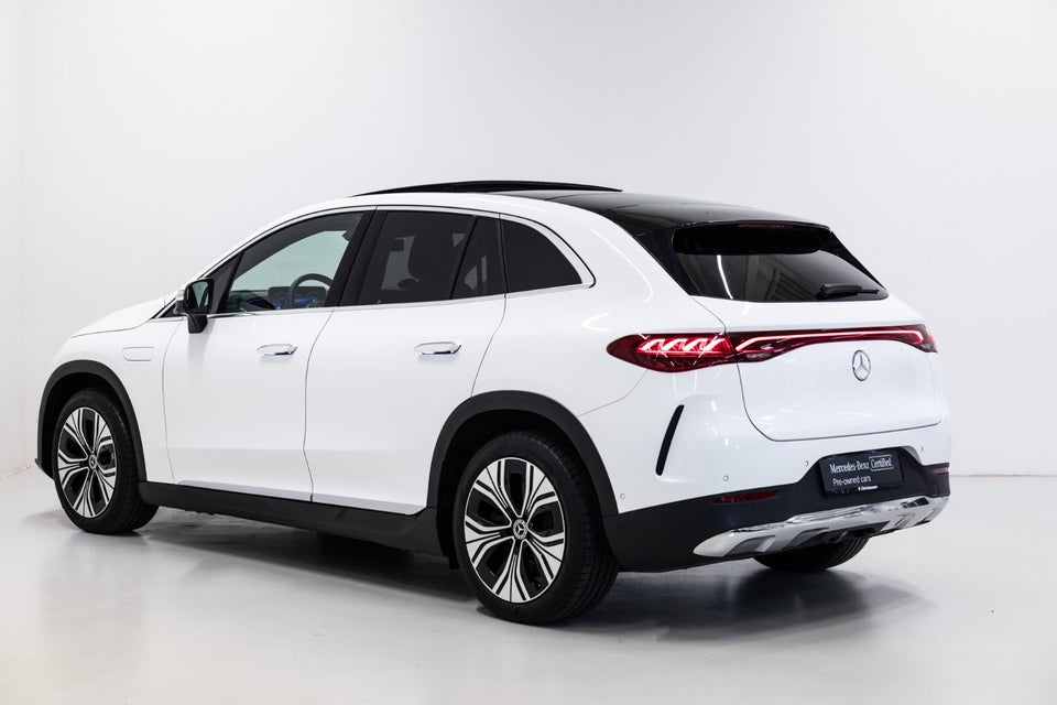 Mercedes EQE300 SUV Electric Art 5d