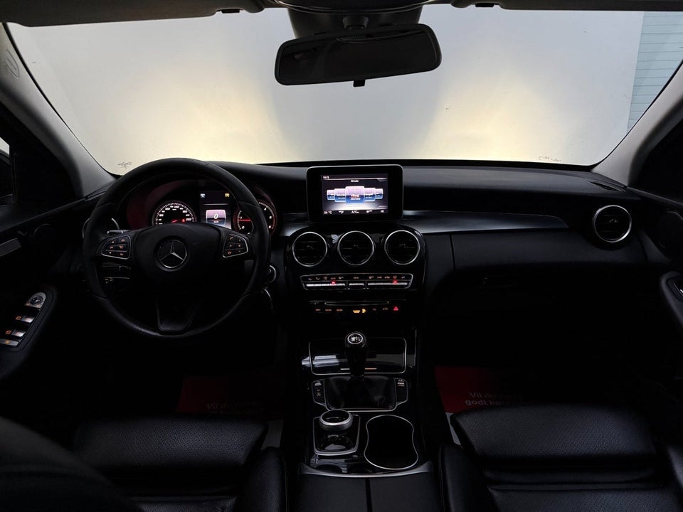 Mercedes C220 d 2,2 AMG Line 4d