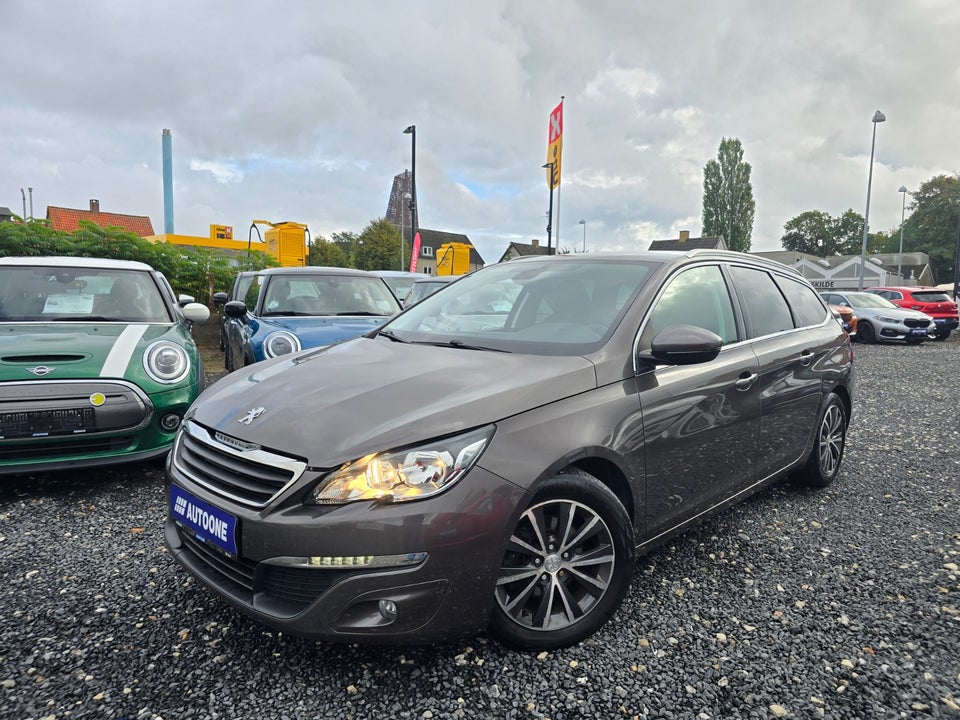 Peugeot 308 1,6 BlueHDi 120 Style SW 5d