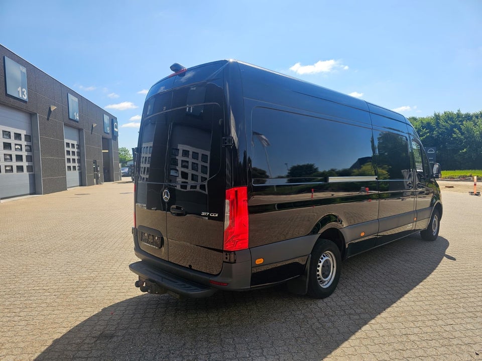 Mercedes Sprinter 317 2,0 CDi A3 Kassevogn aut. RWD