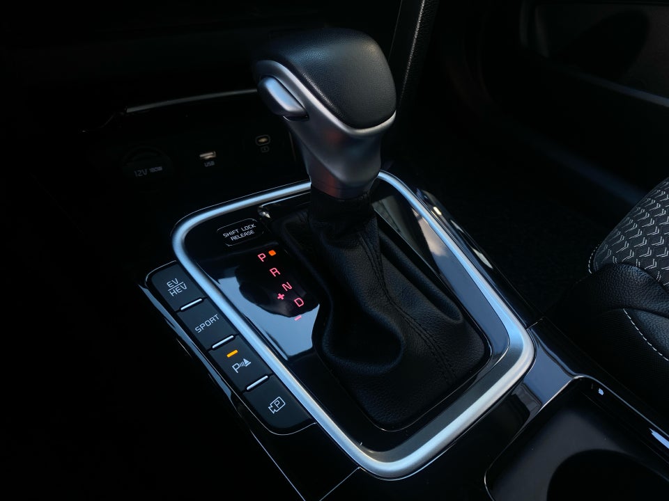 Kia Ceed 1,6 PHEV Upgrade Premium SW DCT 5d