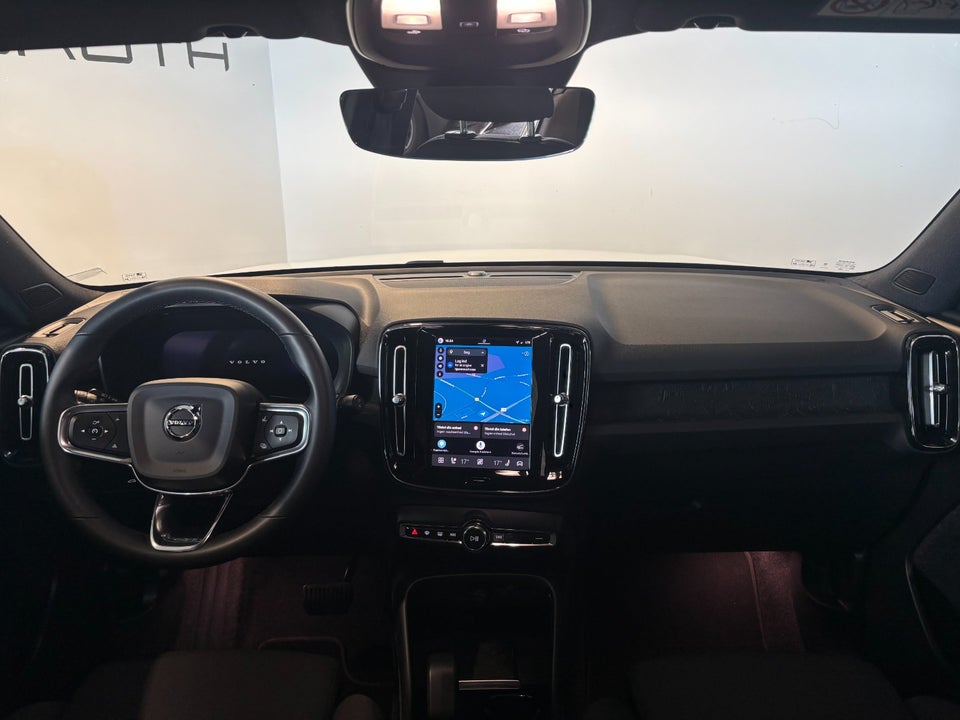 Volvo XC40 ReCharge Extended Range Plus 5d
