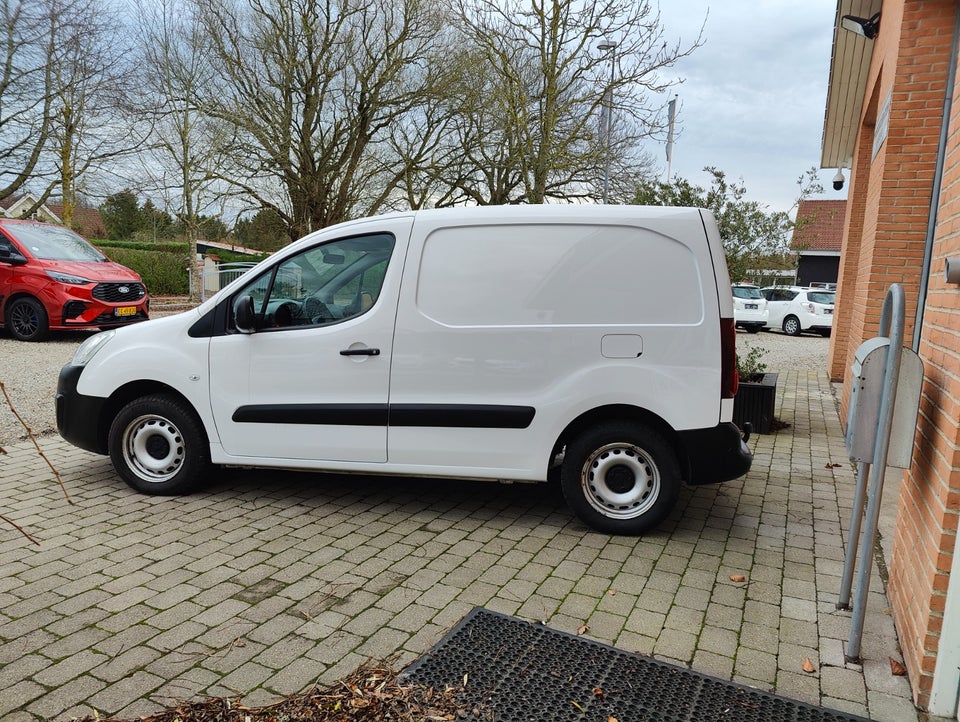Peugeot Partner 1,6 BlueHDi 75 L1 Flex Van 5d