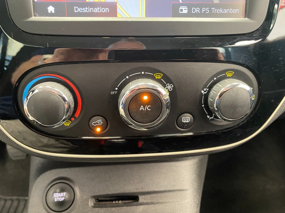 Renault Captur 0,9 TCe 90 Expression 5d
