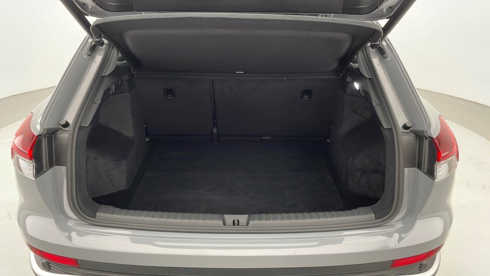 Audi Q4 e-tron 40 Attitude 5d