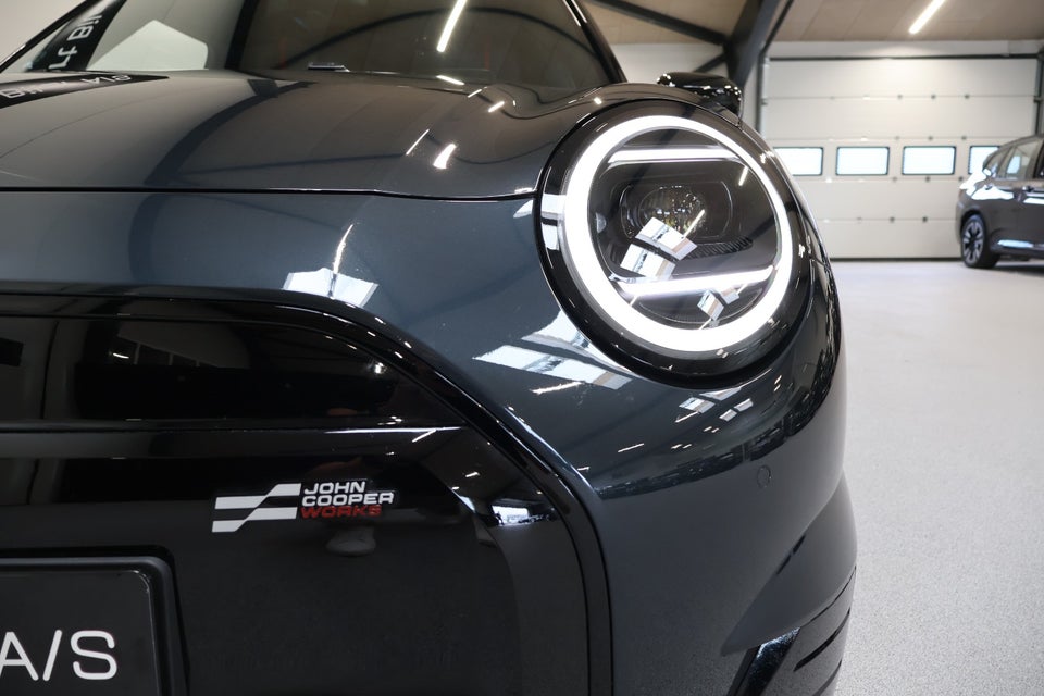 MINI Cooper SE JCW Trim XL 3d