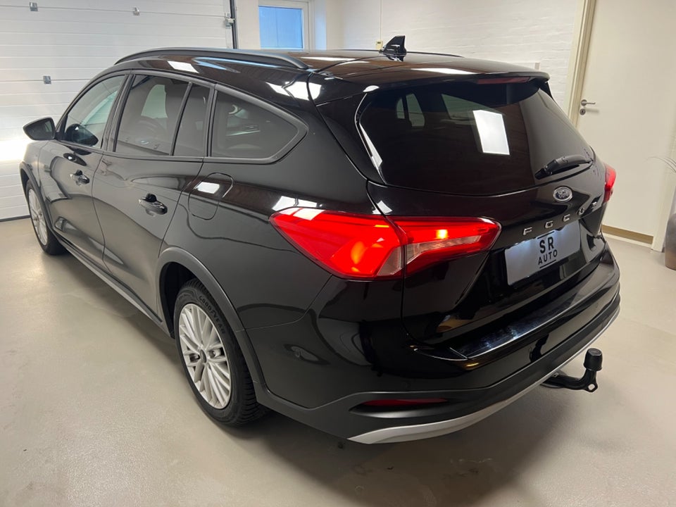 Ford Focus 1,5 EcoBoost Active stc. 5d