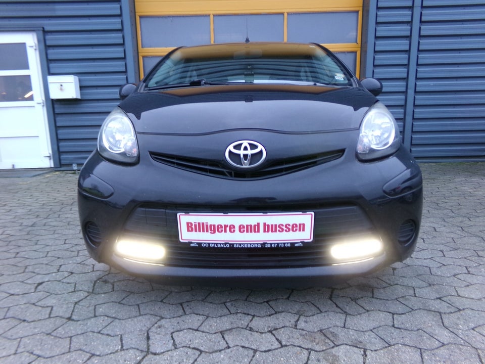 Toyota Aygo 1,0 VVT-i T2 5d