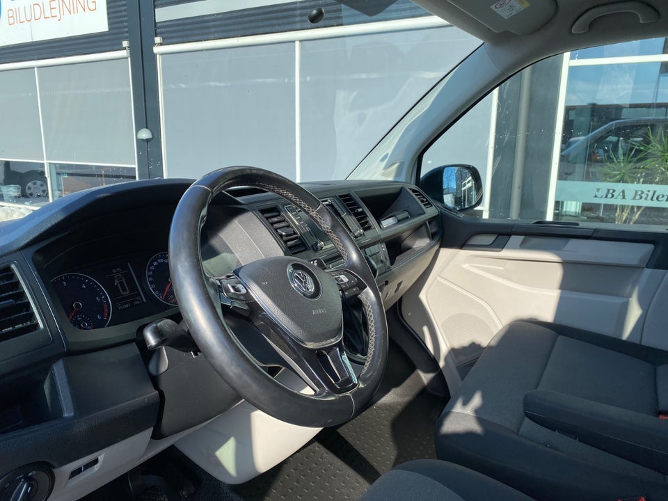 VW Transporter 2,0 TDi 150 Mandskabsvogn DSG