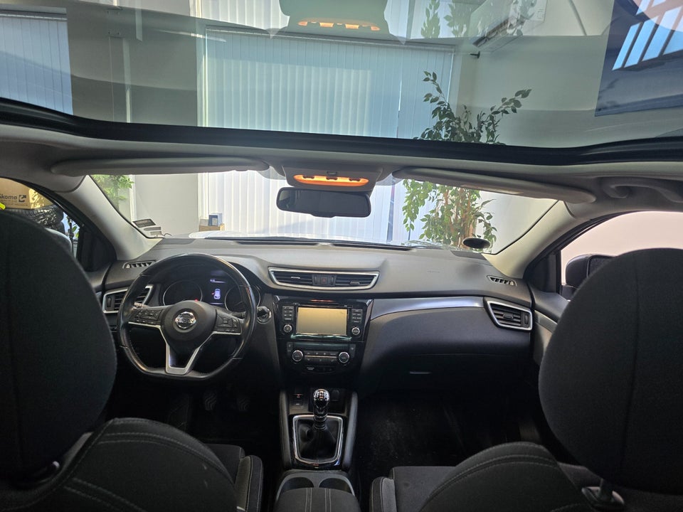 Nissan Qashqai 1,2 Dig-T 115 Visia 5d