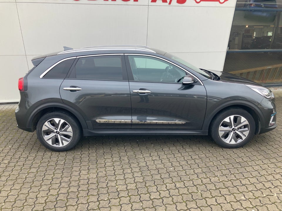 Kia e-Niro 64 Advance 5d