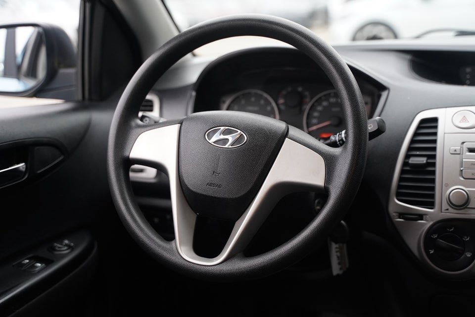 Hyundai i20 1,25 Classic 5d