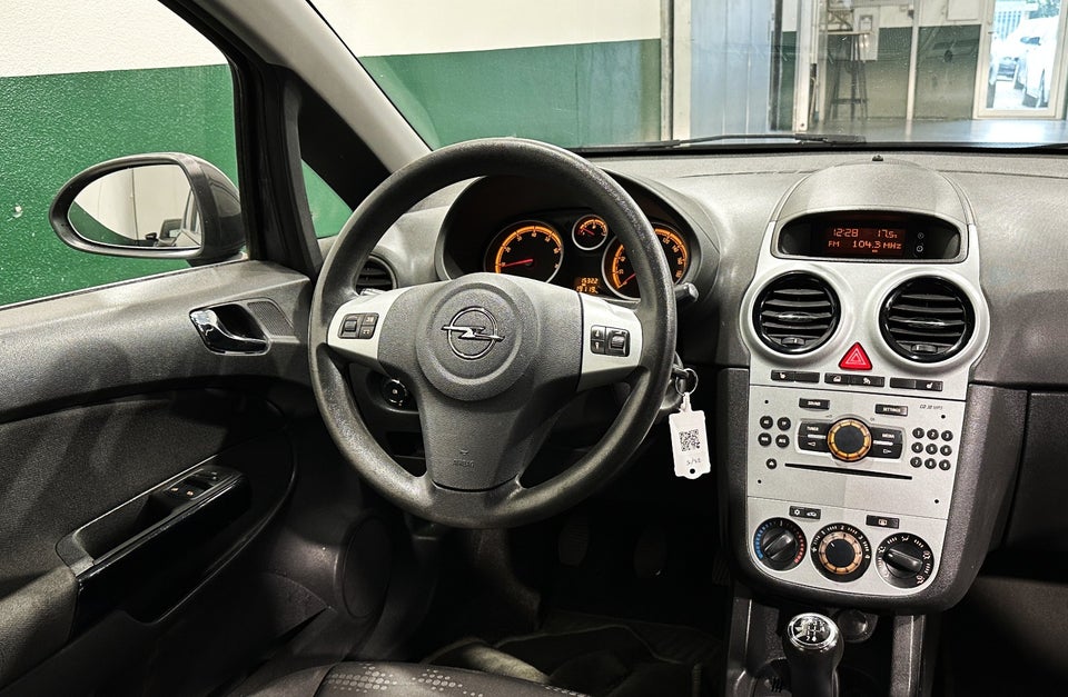 Opel Corsa 1,0 12V Enjoy 5d