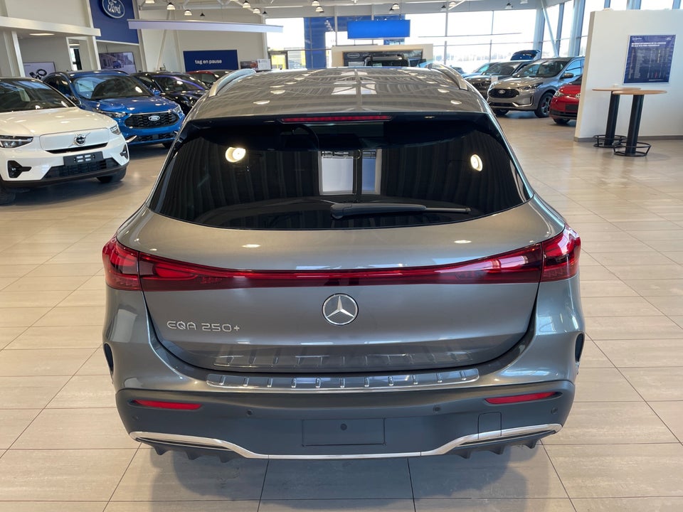 Mercedes EQA250+ AMG Advance 5d