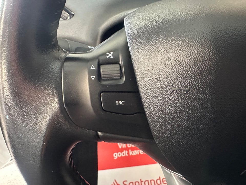 Peugeot 208 1,2 VTi 82 Active 5d