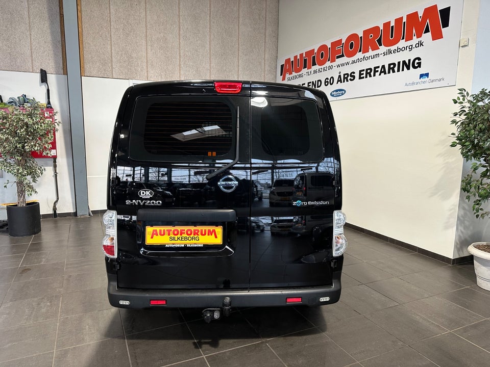 Nissan e-NV200 Premium Van 5d