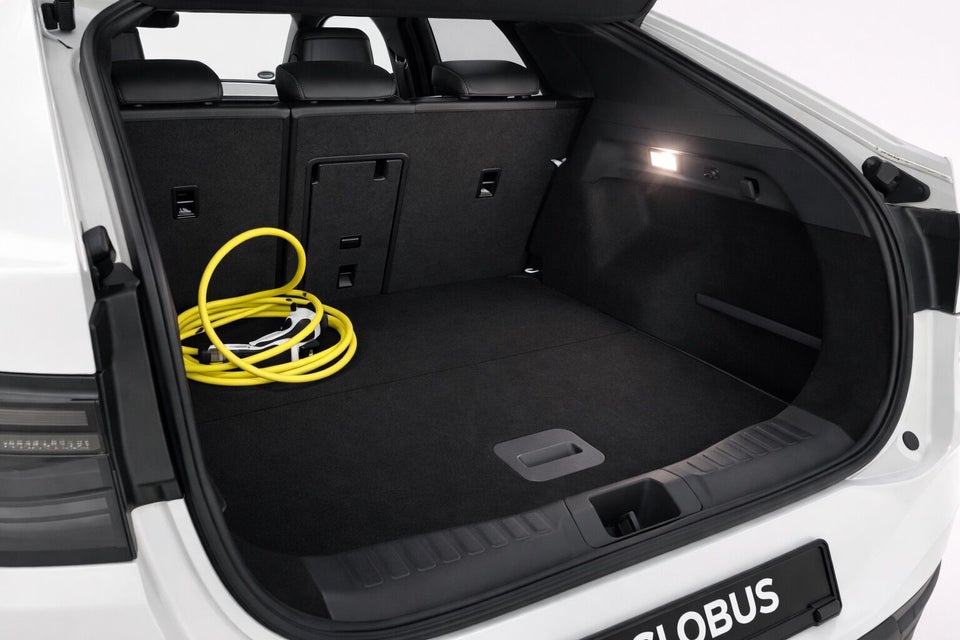 Ford Capri 77 Select Extended Range 5d