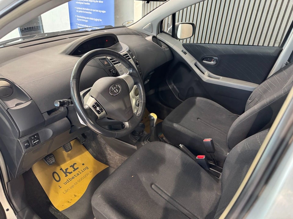 Toyota Yaris 1,3 Sol 5d
