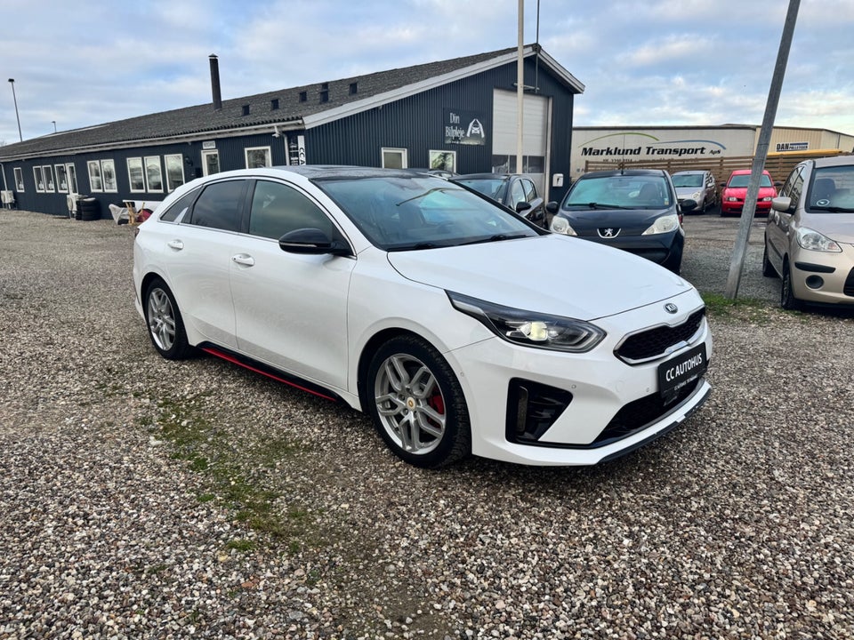 Kia ProCeed 1,6 T-GDi GT DCT 5d