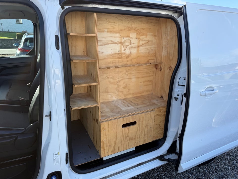 Peugeot Expert 2,0 BlueHDi 120 L3 Premium Van