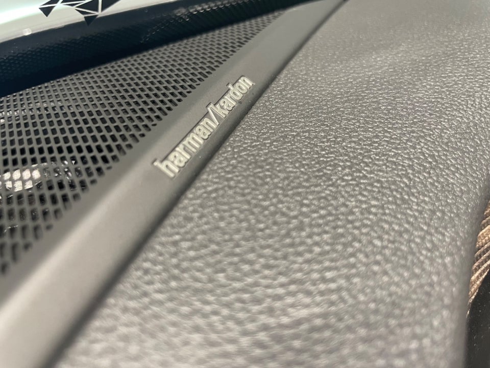 Renault Megane E-Tech 60 Iconic 5d
