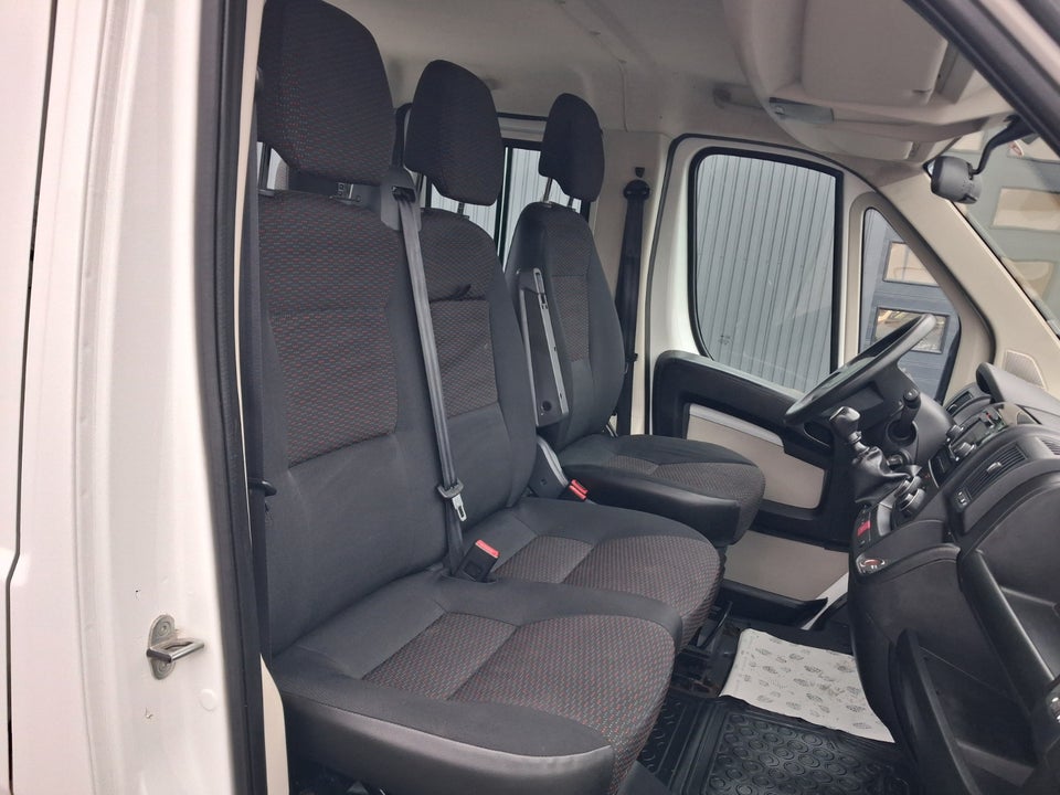 Peugeot Boxer 335 2,2 BlueHDi 165 L3 Db.Kab m/lad 4d