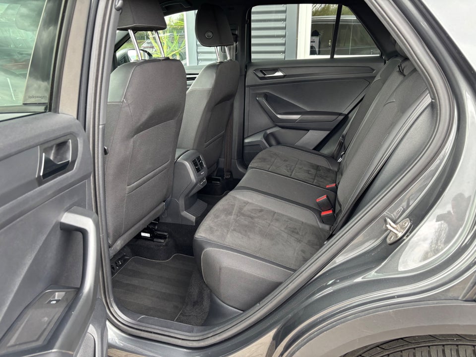 VW T-Roc 1,5 TSi 150 R-line DSG 5d