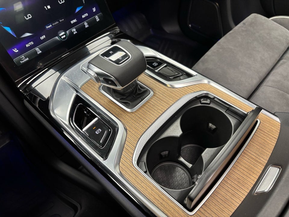 Hongqi E-HS9 99 Premium 5d