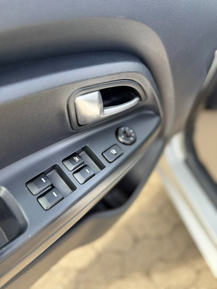 Kia Rio 1,2 CVVT Exclusive 5d