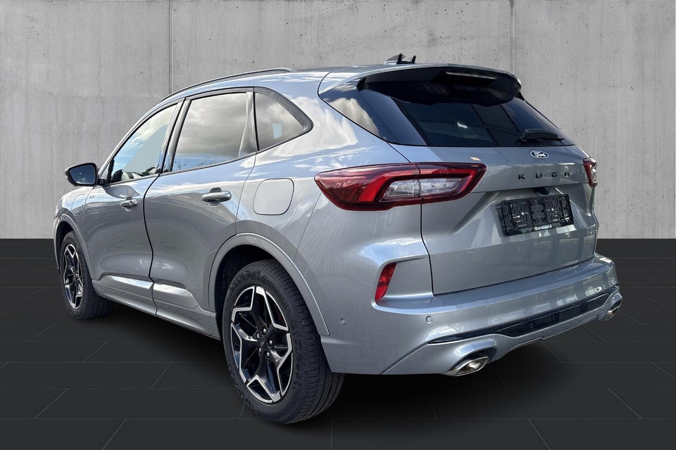 Ford Kuga 2,5 PHEV ST-Line X CVT 5d