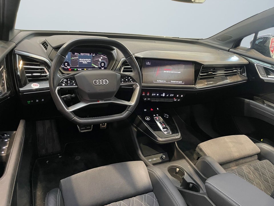 Audi Q4 e-tron 50 S-line quattro 5d
