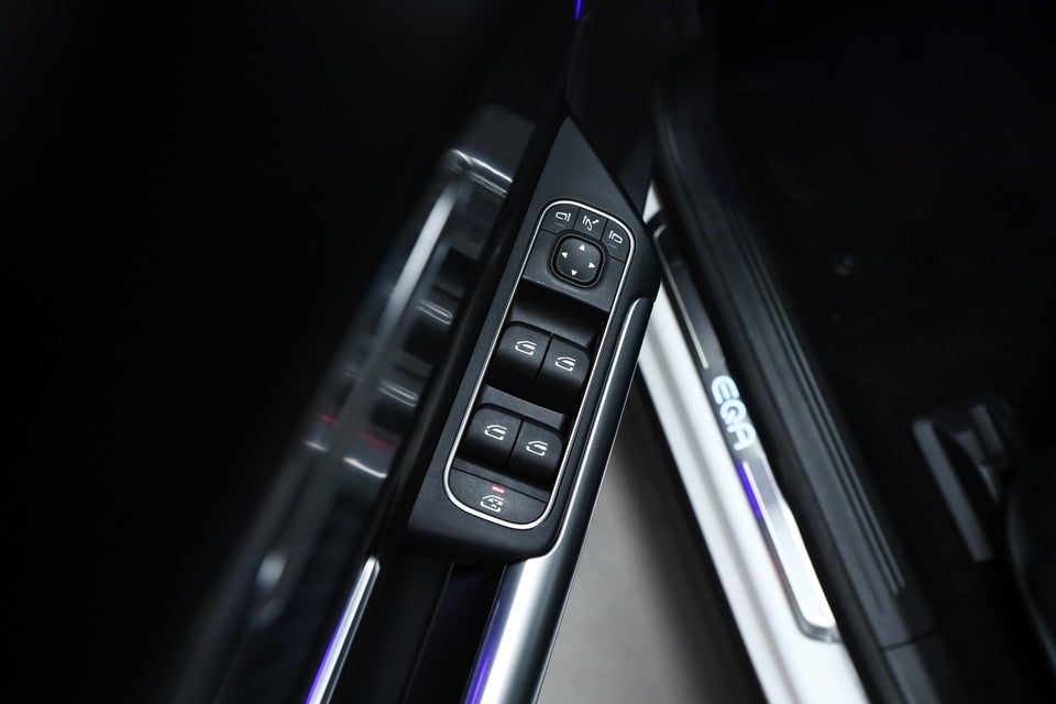 Mercedes EQA350 Progressive 4Matic 5d