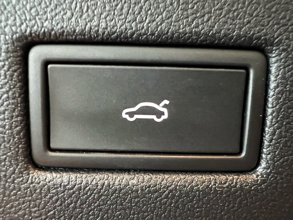 Ford Capri 79 Premium Extended Range AWD 5d