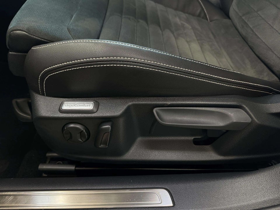 VW Passat 1,5 TSi 150 Elegance Variant DSG 5d