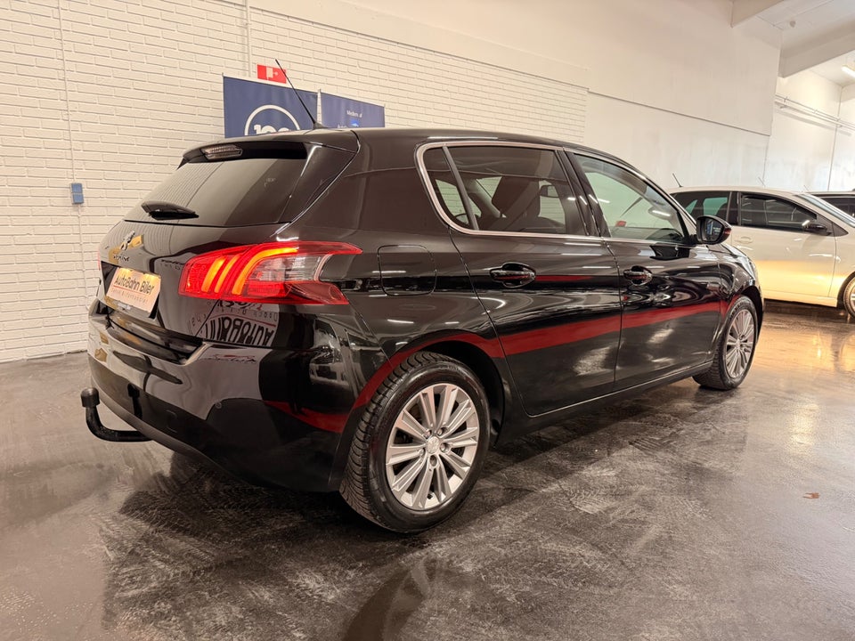 Peugeot 308 1,6 BlueHDi 120 Edition+ 5d