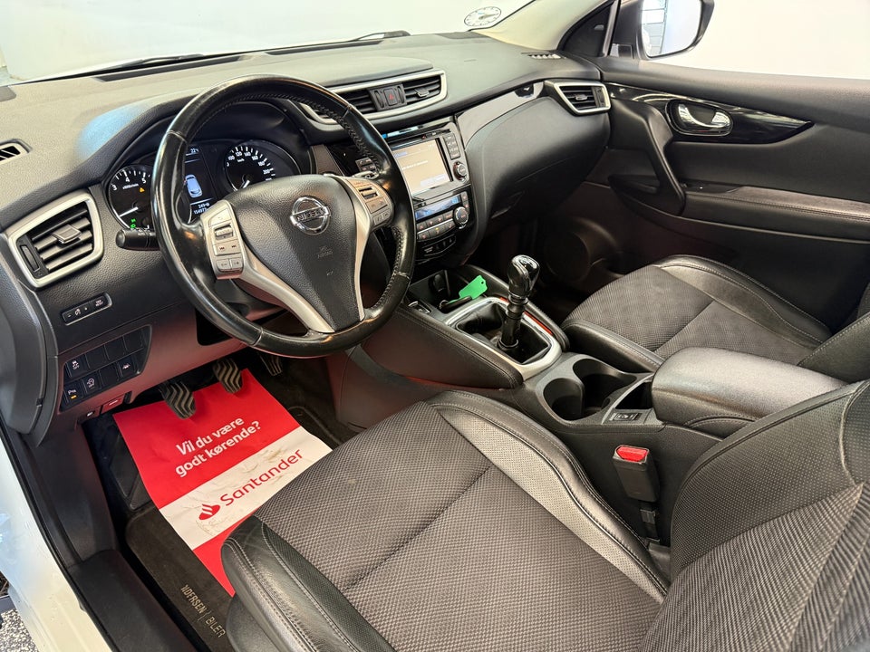 Nissan Qashqai 1,2 Dig-T 115 Tekna 5d