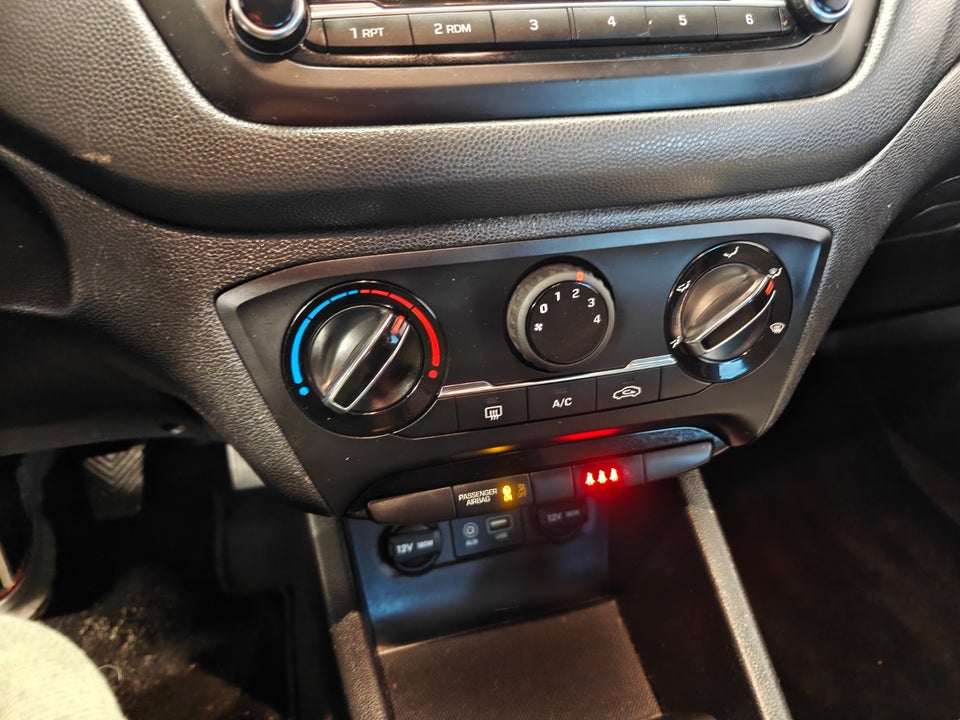 Hyundai i20 1,25 Life+ 5d