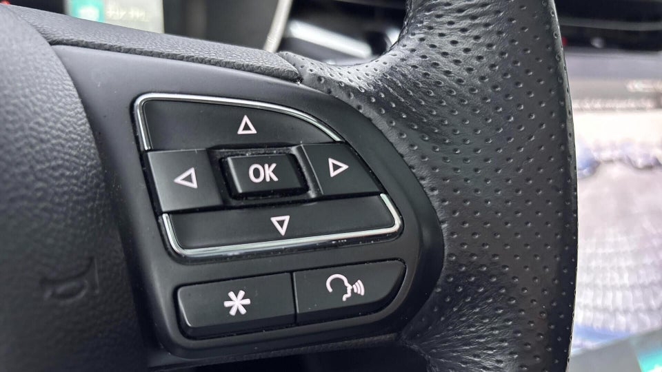 MG Marvel R Performance 5d