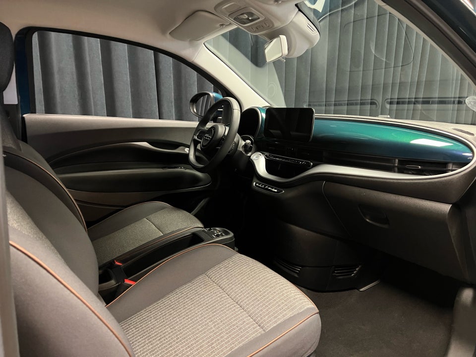 Fiat 500e 42 Icon 3d