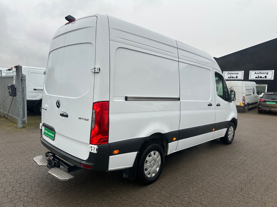 Mercedes Sprinter 317 2,0 CDi A2 Kassevogn SELECT aut. RWD