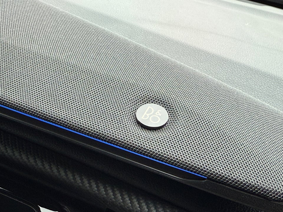 Ford Explorer 82 Premium Extended Range 5d